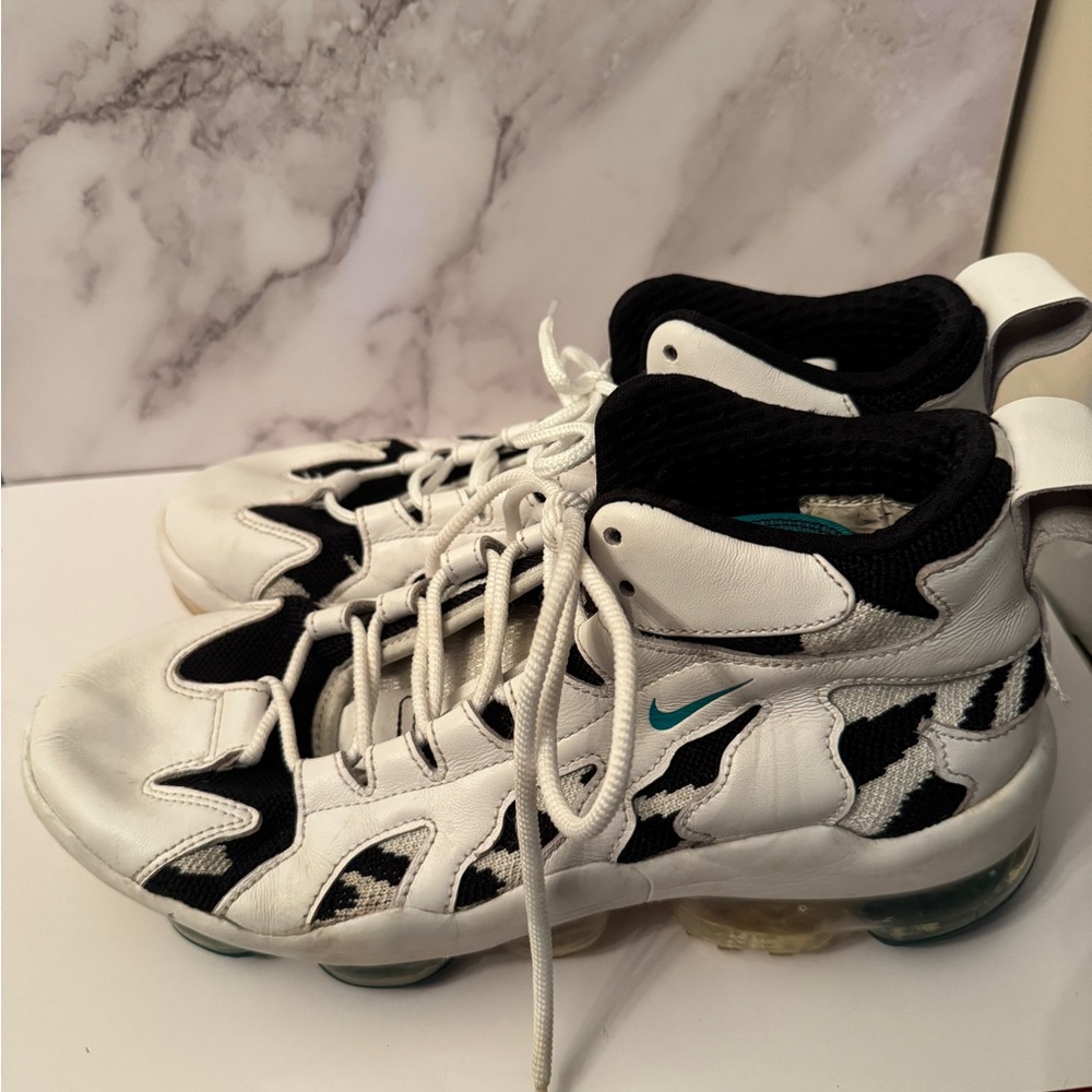 Size 9 - Nike Air VaporMax Gliese White